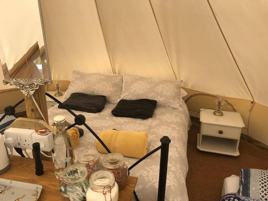מלון טרורו Cox Hill Glamping Badger מראה חיצוני תמונה